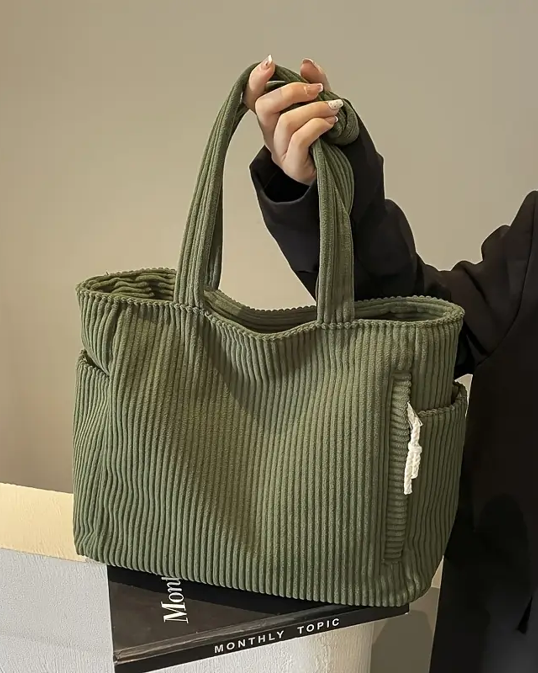 Tilda – Žebrovaná taška s detaily na šňůrce