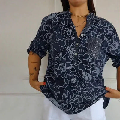 Lucie™ | Elegantní květinová halenka s lehkým střihem